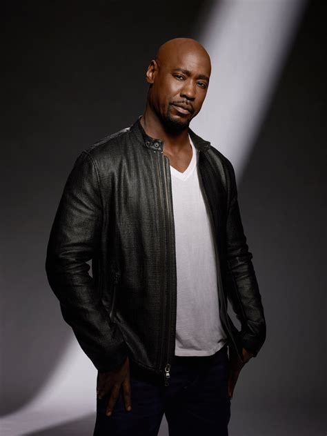 lucifer amenadiel actor.